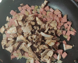 Foto del paso 2 de la receta: Salsa blanca con jamón para pastas😋