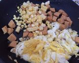 Foto langkah ke 3 dari resep Nasi goreng (DirumahAja).
