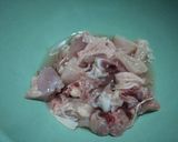 Foto langkah ke 1 dari resep Masakan Simpel Pemula#1: Ayam Goreng Mentega Kecap.