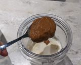 A picture of step 3 of Banana, peanut butter and cinnamon dairy-free Smoothie.