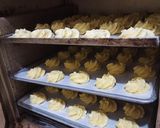 Foto langkah ke 4 dari resep Kue Sagu Keju.