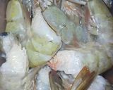 Foto langkah ke 2 dari resep Udang saos padang jagung manis.