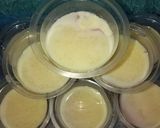 Foto langkah ke 6 dari resep Puding jelly strawberry.