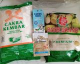 Foto langkah ke 1 dari resep 108. Adonan Dasar Roti Tanpa Ulen dengan Minyak.