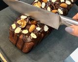 Une image de l'étape 6 de Cake aux poires entières.