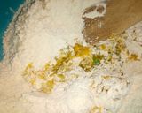 A picture of step 3 of Soft layered pumpkin chapati.