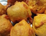 बटाटे वडे खजूर चटणी (Batate Vade Khajoor Chutney Recipe In Marathi) रेसिपी स्टेप 3 फोटो 