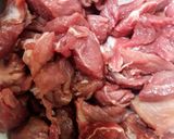 Foto del paso 3 de la receta: Corbatita con salsa huancaina, papas y carnita de Res Saltada🇵🇪