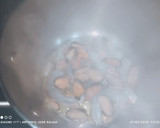 Foto del paso 5 de la receta: Alcachofas, rellenas de langostinos y mejillones