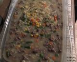 A picture of step 5 of Hamburger pie.