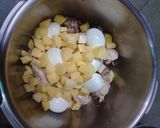 Foto langkah ke 2 dari resep Semur ayam berempah.