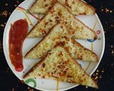 ચીઝ ગાર્લિક બ્રેડ(Cheese Garlic Bread recipe in Gujarati) રેસીપી સ્ટેપ4ફોટો