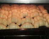 Foto del paso 1 de la receta: Medialunas de manteca