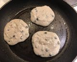 A picture of step 4 of My Norway trip pancakes.