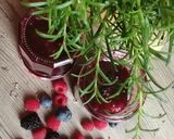 Une image de l'étape 10 de Confiture fruits rouges romarin.