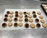 Hình bước làm 18 của món Bánh Macaron chocolate!