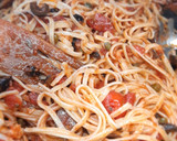 Foto del paso 7 de la receta: Tallarines a la puttanesca