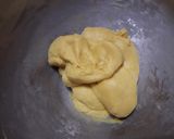 Foto del passaggio 1 della ricetta Brioches con il tuppo