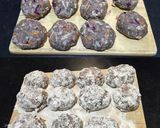 A picture of step 4 of Chiftele (Romanian meatballs).
