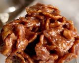 Une image de l'étape 2 de Roses des sables chocolat au lait et fruits de la passion😋.