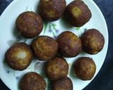 A picture of step 1 of Cheesy buns with chatpata balls.
