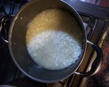 Foto del paso 3 de la receta: Calamar al vino blanco con arroz