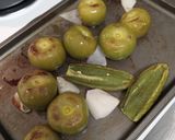 A picture of step 4 of Salsa Verde (Tomatillo Sauce).
