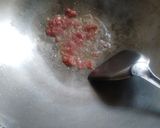 Foto langkah ke 3 dari resep Tumis pepaya sederhana.
