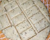 Foto langkah ke 4 dari resep Garlic Cheese Cookies.