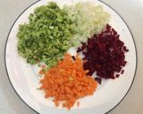 Hình bước làm 2 của món Trứng rán rau củ
