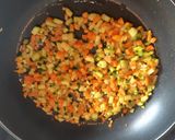 Foto del paso 1 de la receta: Arroz basmati con verduras y cúrcuma