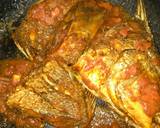 Fried fish with tomatoes gravy#staplefoodrecipecontest recipe step 2 photo