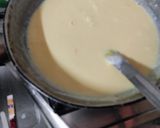 A picture of step 2 of Mango faluda.