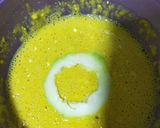 A picture of step 2 of Lauki pakora.