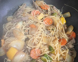 Foto del paso 5 de la receta: Fideos chinos con ternera (Rice Noodles)