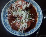 Foto del paso 6 de la receta: Enchiladas navideñas con salsa de 13 chiles mexicanos estilo ranchero las Correa del Ocote