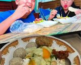 Foto langkah ke 5 dari resep Perkedel Kentang Daging Sapi.