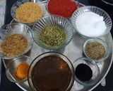 A picture of step 3 of Raw Mango Grated pickle.