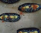 Foto langkah ke 4 dari resep Black Garlic Bread.