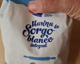 Foto del paso 2 de la receta: Pizza con pura harina de sorgo blanco e integral 🍕 sin gluten, sin refinados 🍕Consigna: SIN trigo