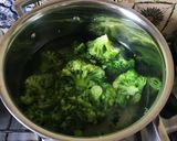 A picture of step 2 of Prawn & Broccoli pasta with Feta cheese sauce.