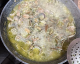 Foto del paso 4 de la receta: Chirlas