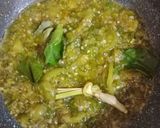 Foto langkah ke 2 dari resep Cumi Asin Sambel Ijo.