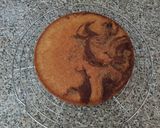 Foto del passaggio 3 della ricetta Torta marmorizzata con cioccolato fondente 🍫