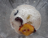 Foto del paso 1 de la receta: Batido ciruelas y castañas cajú
