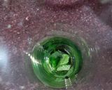 A picture of step 1 of Khus mint mojito.