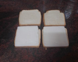 Foto del paso 1 de la receta: Sándwich de jamón serrano, queso de cabra, espinacas y huevo duro