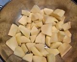 Foto del passaggio 1 della ricetta Tortini patata piselli e carota filanti