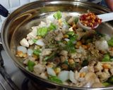 A picture of step 13 of White Sauce Pasta.