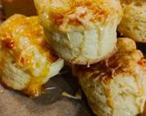 Sajtkrémes, vajas, hajtogatott pogácsa recept fázis 4 fotója